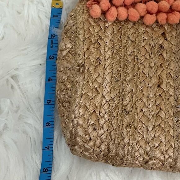 Shiraleah Aubrey Woven Straw PomPom Clutch NEW - Picture 6 of 7